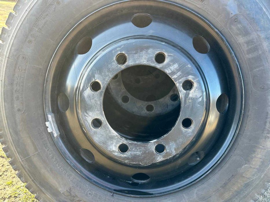 9R 22.5 Bridgestone 9R-22.5 Koła Felgi Opony Mercedes 22.5x6.75 8 Śrub