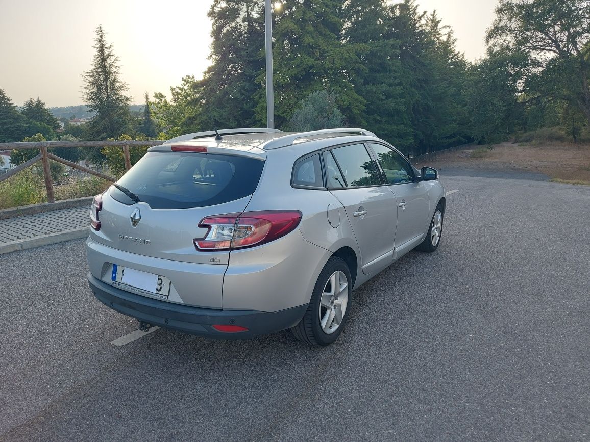 Renault Mégane 1.5 DCI Confort SS 110cv 6V 2016 GPS Financiamento