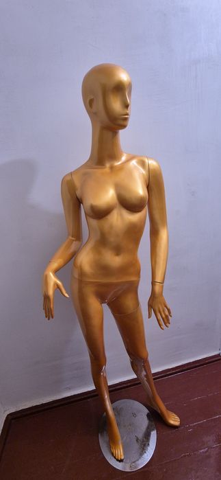 Продам манекен жіночий