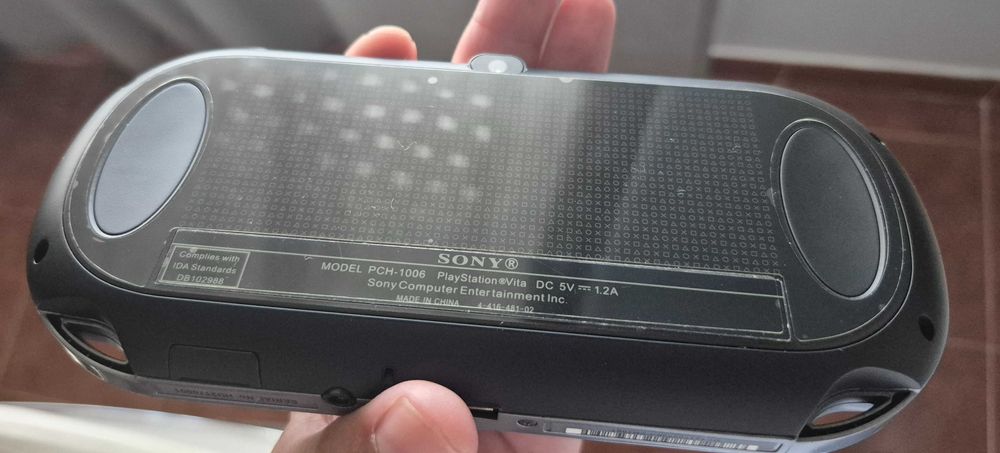 Vendo PS Vita Usada Muito Bom Estado