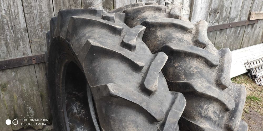 Opony Opona 12,4-24 do ciągnika napędowa 320/85R24 CULTOR para 2szt