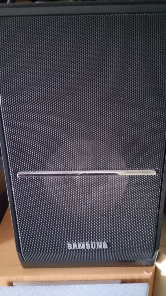 Музыкальный центр Samsung MM-T6 USB, AUX, BT.