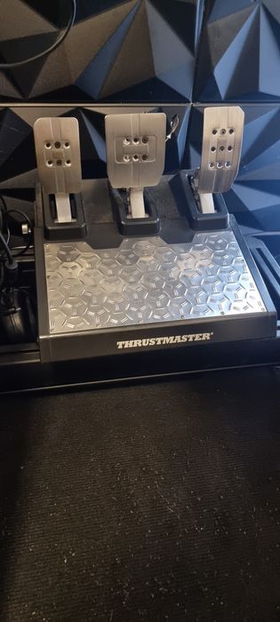 Pedały thrustmaster t-lcm