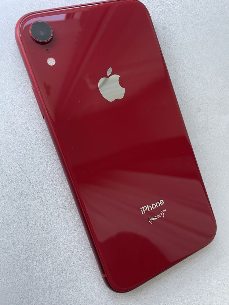 iPhone xr (red) 64gb