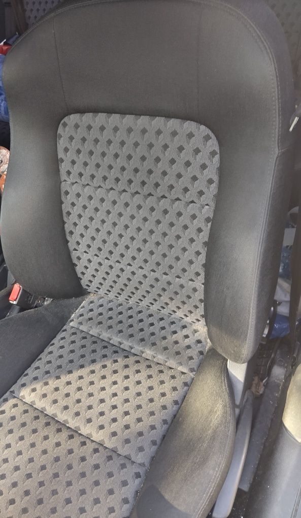Seat Leon 1.8T 180km 2000r.