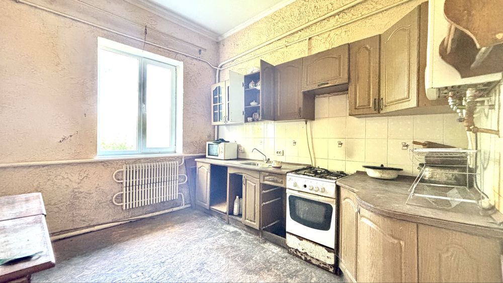 Продам 1/2 будинку с.Варковичі