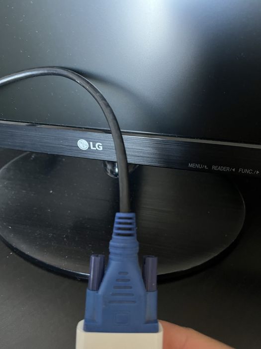 Monitor LG 22M38A – 22” | Perfeito para Trabalho, Estudo ou Uso Diário