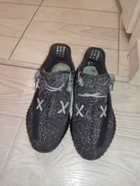 Продам оригинальные кросовки ADIDAS YEEZY BOOST 350 43 размер