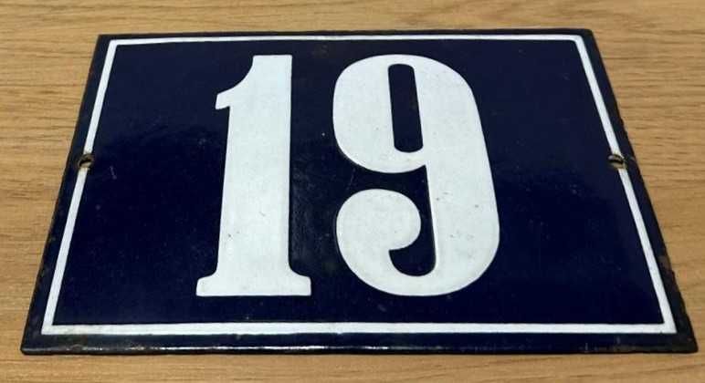 Numero de porta antigo esmaltado 19, numero de policia