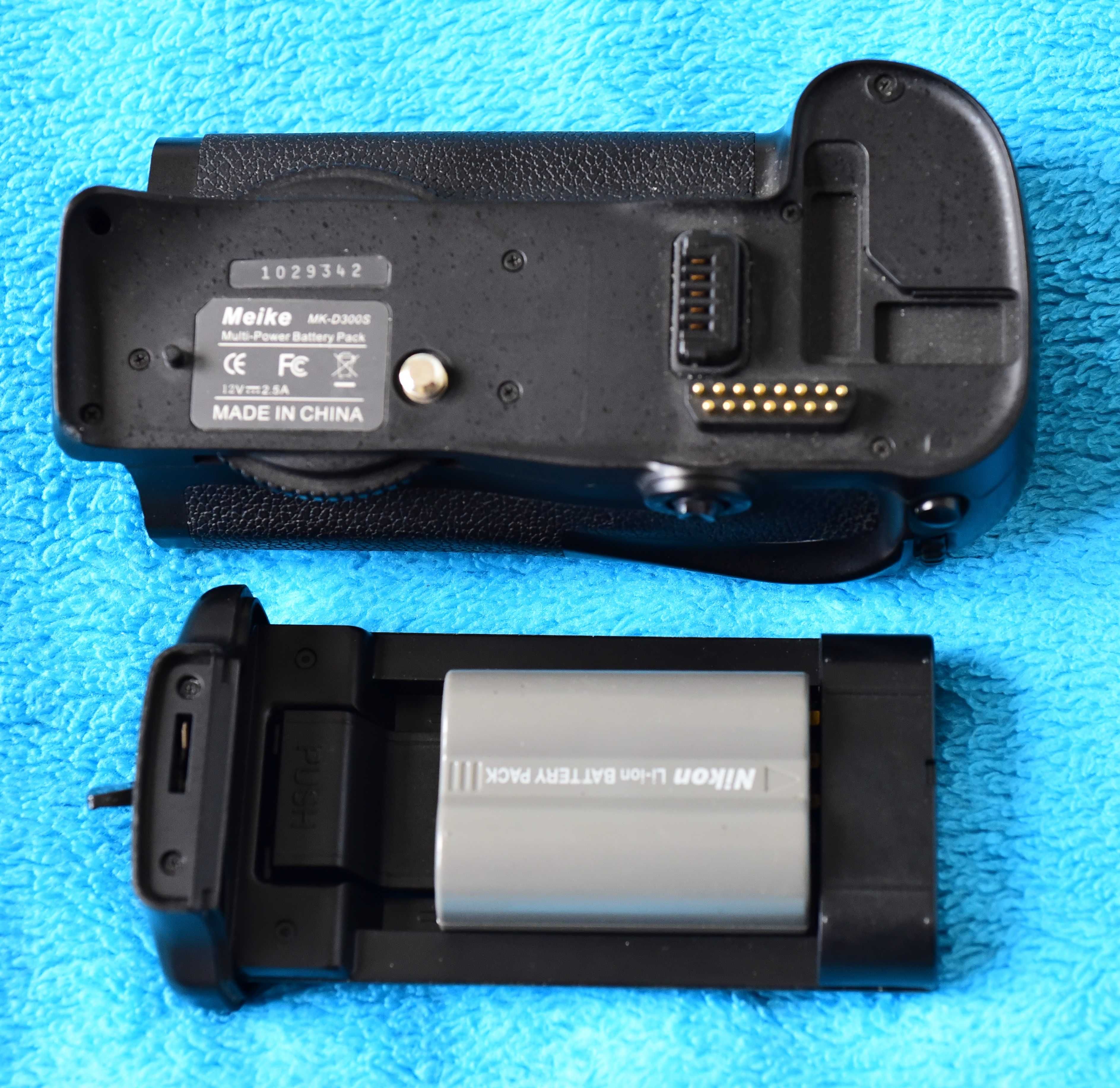 Nikon d300 + Nikon Nikkor 18-70 + battery pack