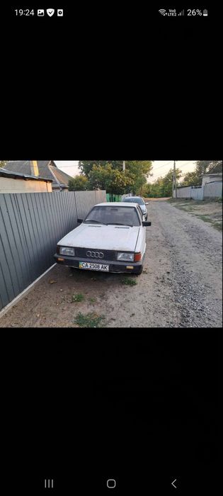Продам машину ауді 80