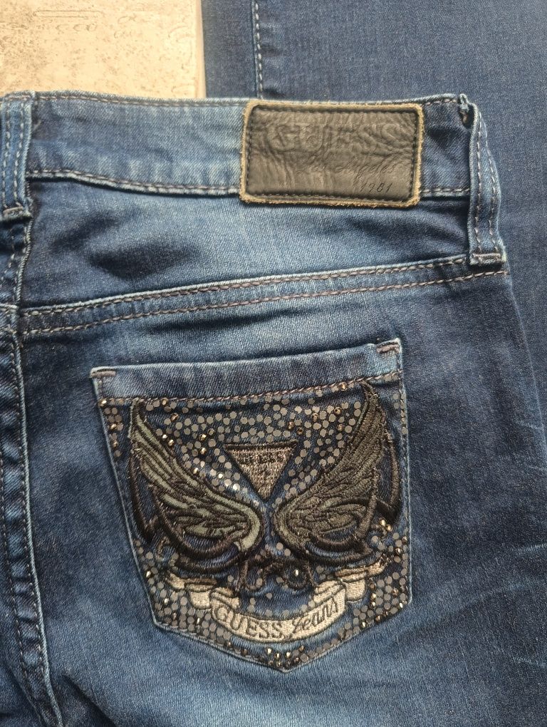 Spodnie damskie Guess pas 74