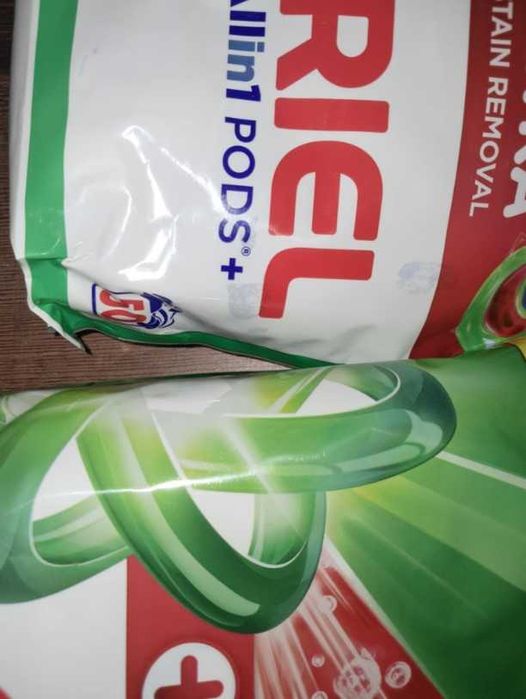 Zestaw kapsułek do prania, Ariel, E - aż 242 sztuki!