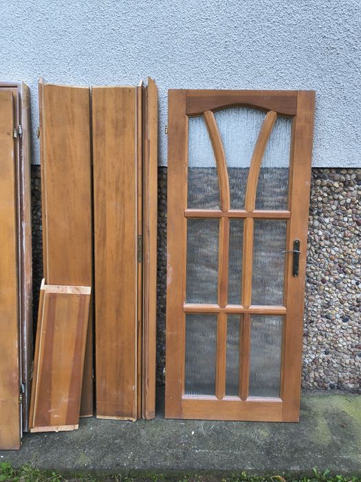 Drzwi wewnętrzne 80 cm lewe z futryna regulowana
