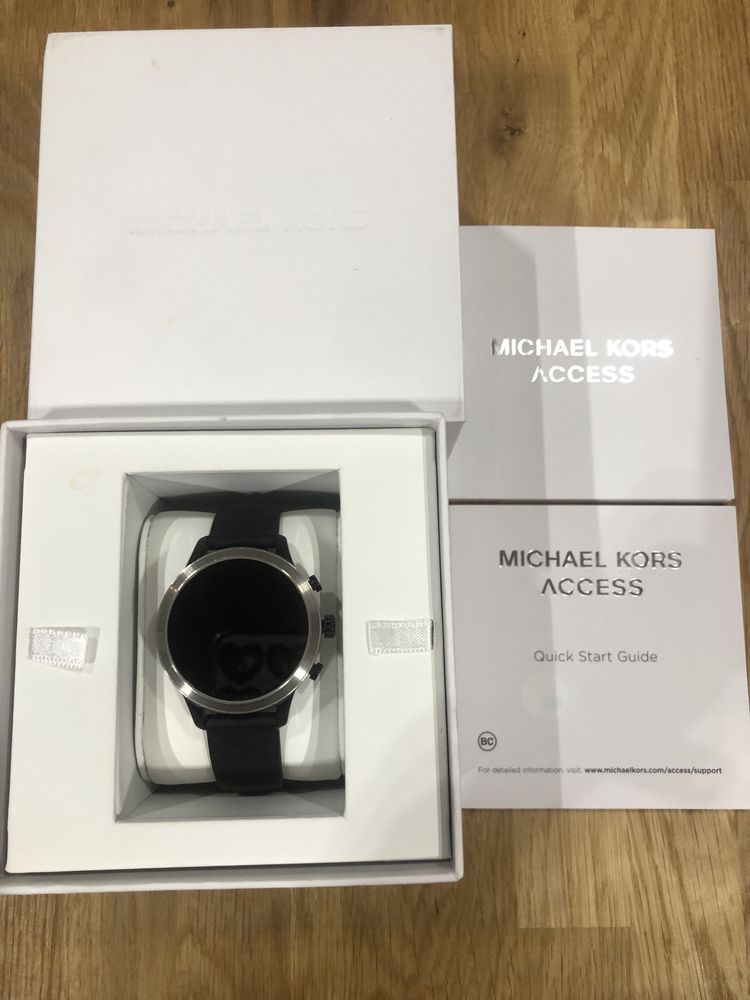 Smartwatch Michael Kors