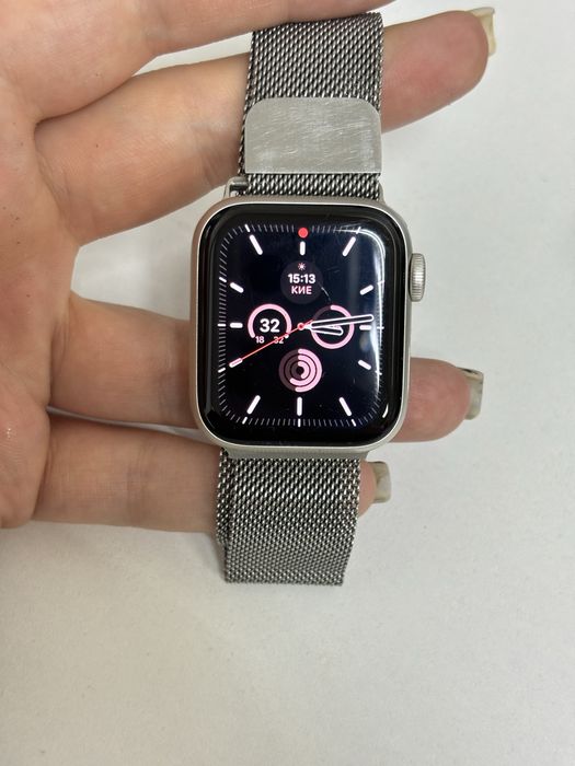Продам часи Apple Watch SE 2 40 mm