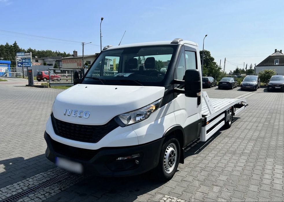 Plandeki 10ep Autolaweta laweta wynajem iveco pomoc drogowa