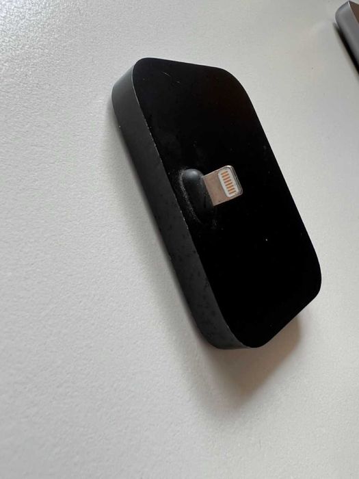 apple lightning dock czarny