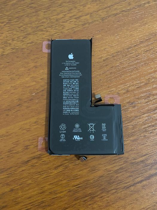 Новий акумулятор на iPhone 11 Pro Max