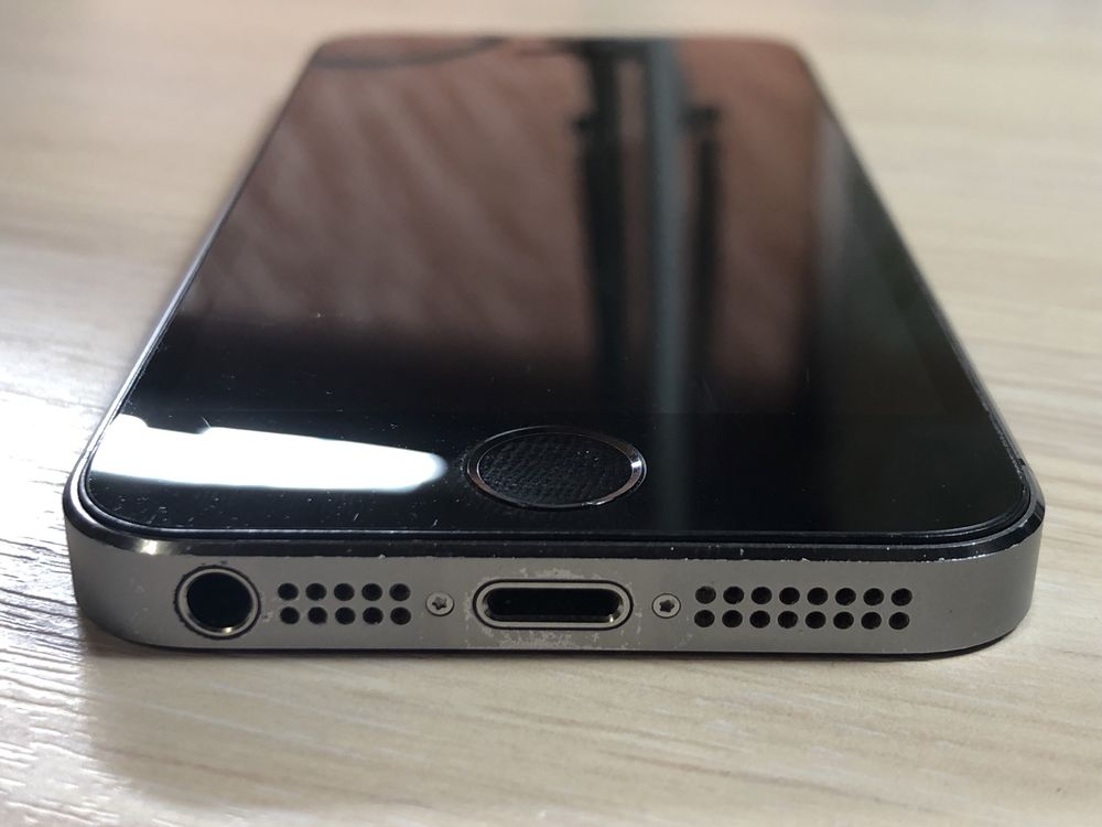 Iphone 5s 16gb neverlock, батарея 85%