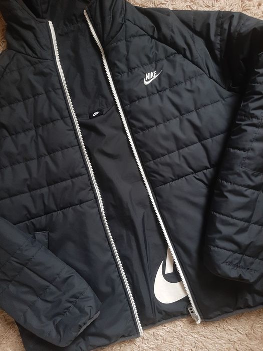 Оригинал Куртка Nike Sportswear Therma-FIT Legacy DH2783-010