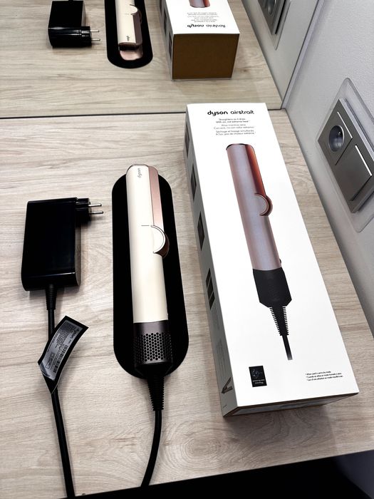 Dyson airstrait/Дайсон еірстрейт