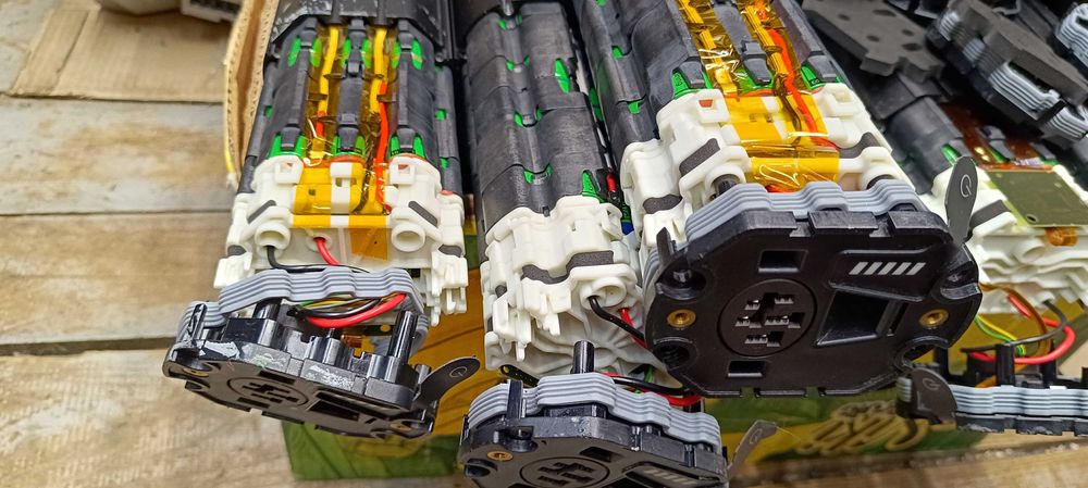 Батарея Bosch PowerTube 500 (36v-13.4Ah)-неробочі -елементи 00-ві