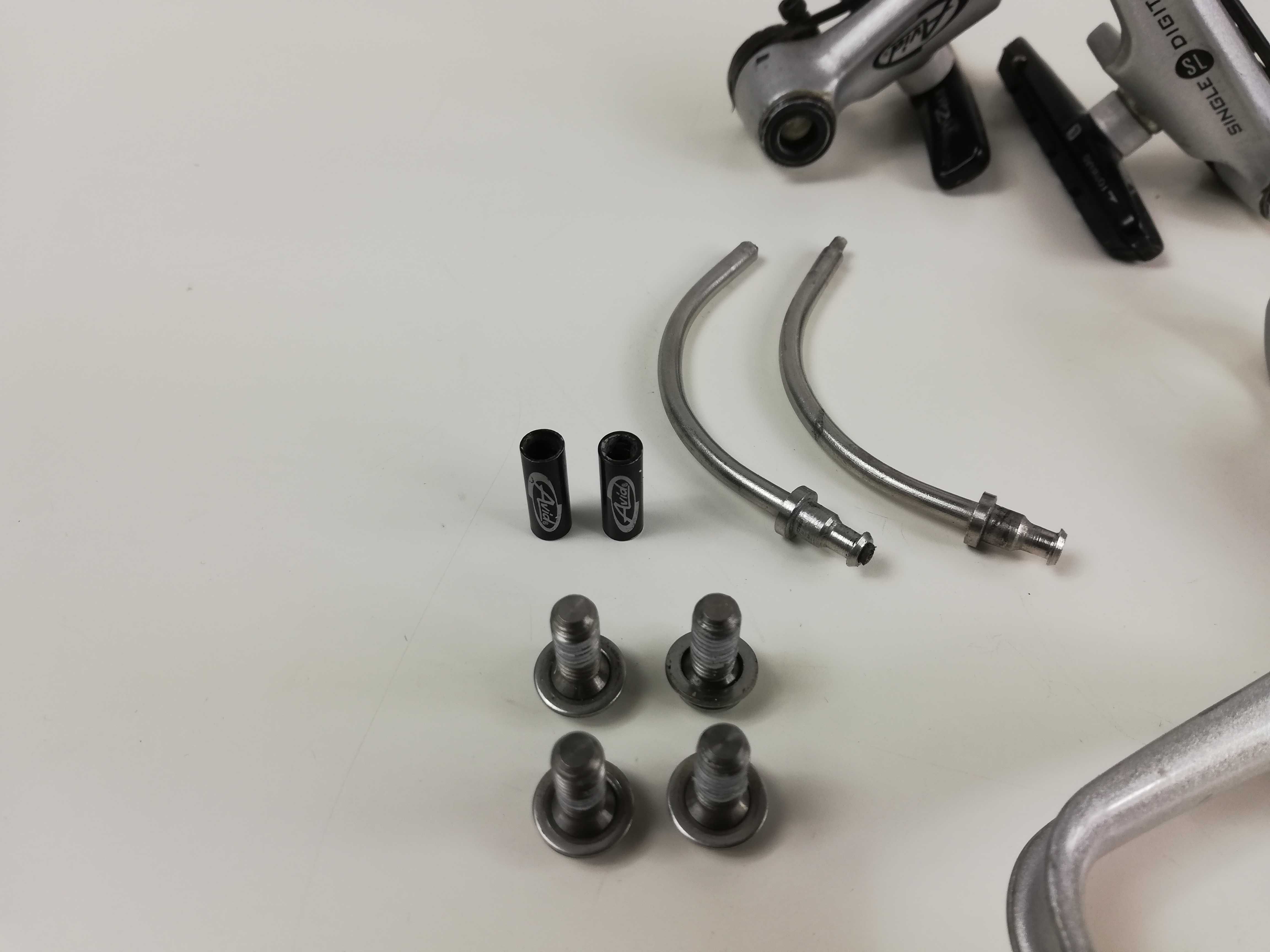 Hamulce V-BRAKE Avid Single Digit SL + Klamki Avid Speed Dial SL / Ti