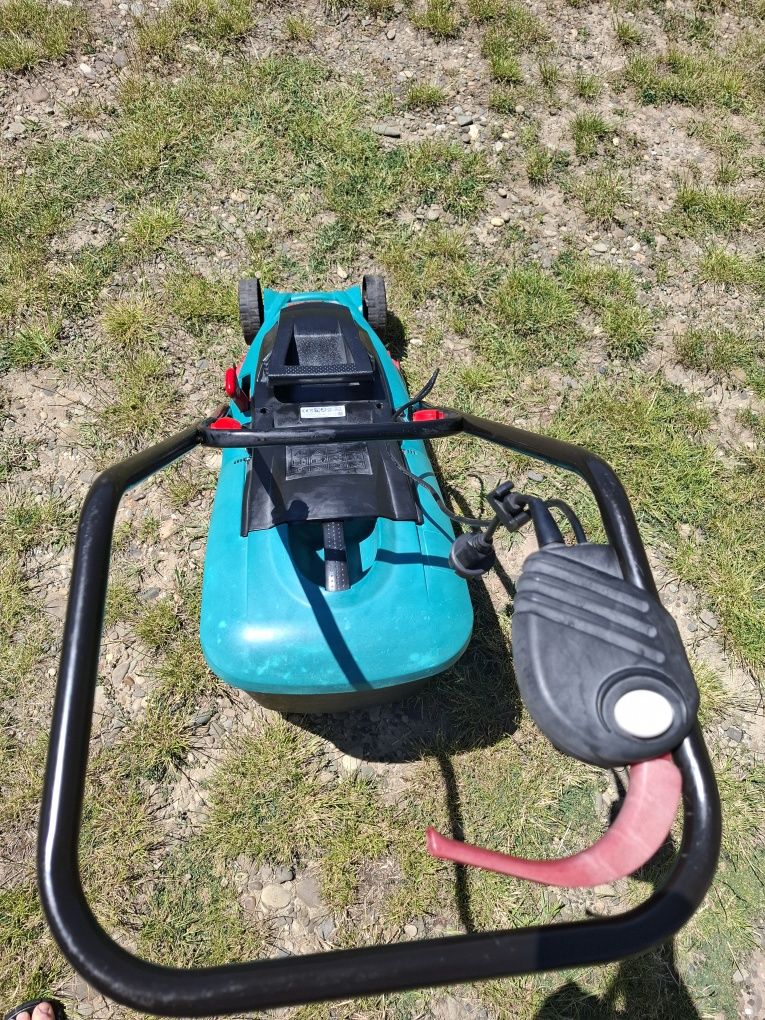 Газонокосарка електро Bosch 1300w