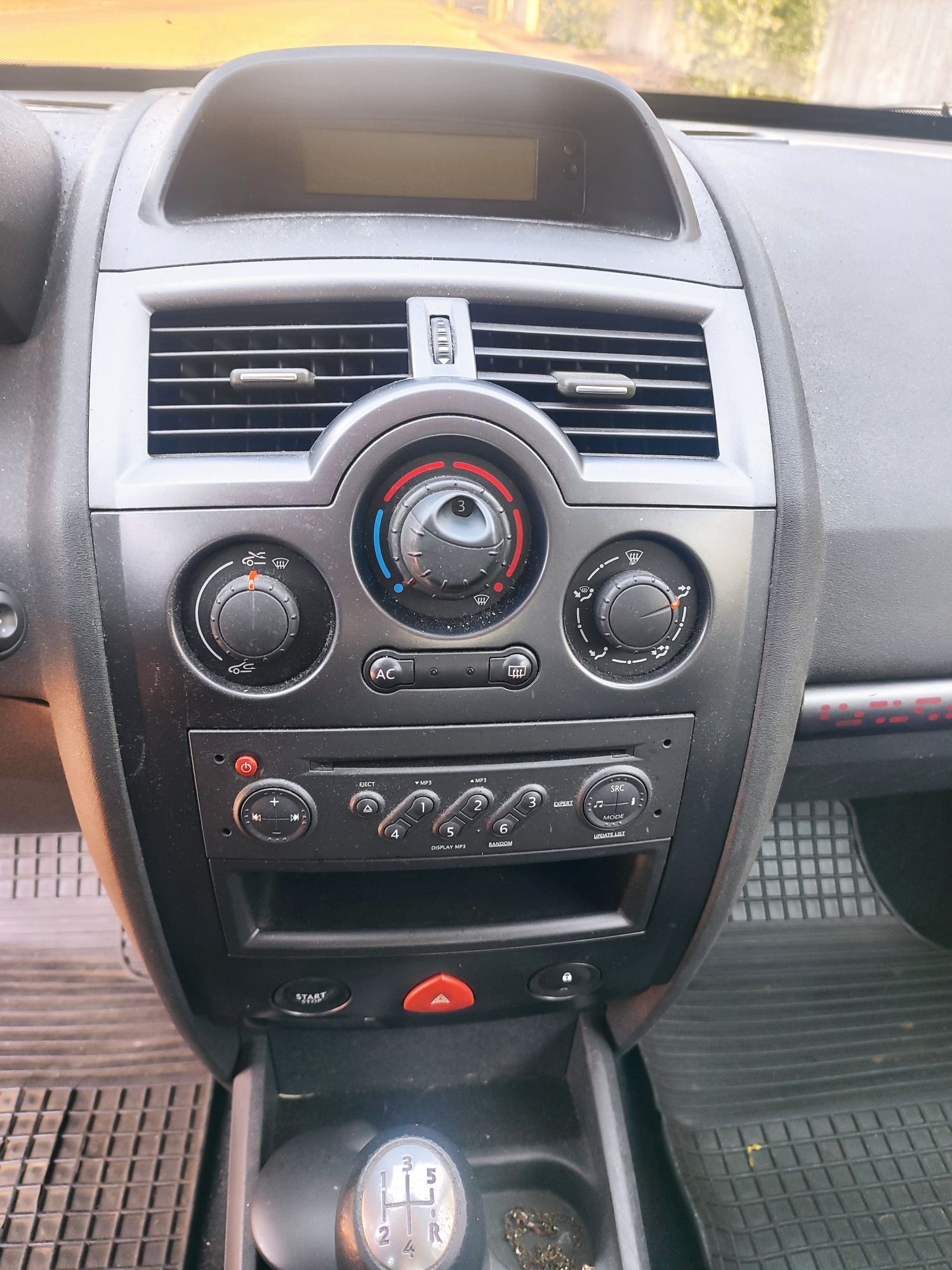 Renault Mégane Break 1.5 dCi 86cv (2007) – Inspeção e selo em dia