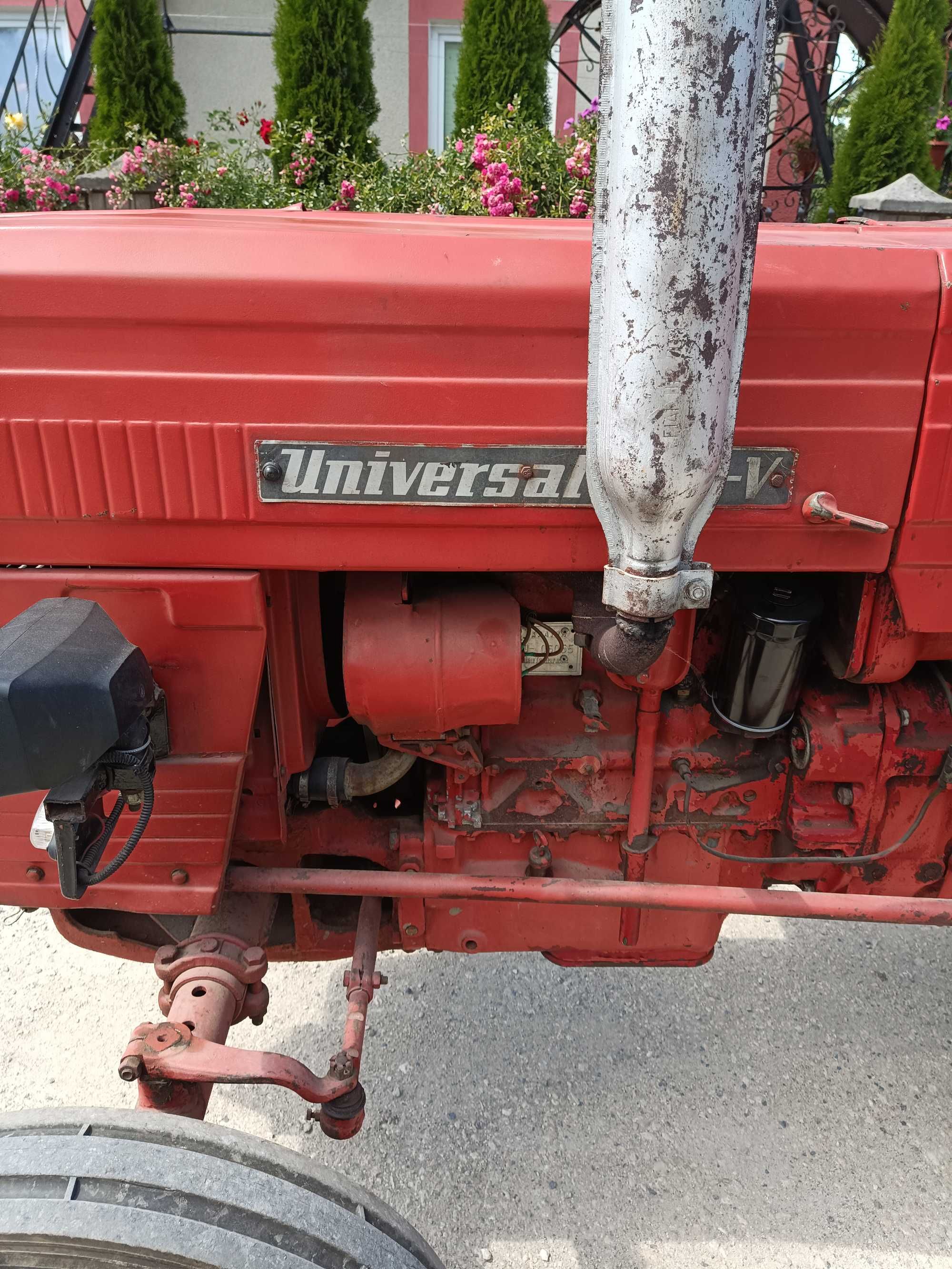 Продам трактор UNIVERSAL UTB 445 V