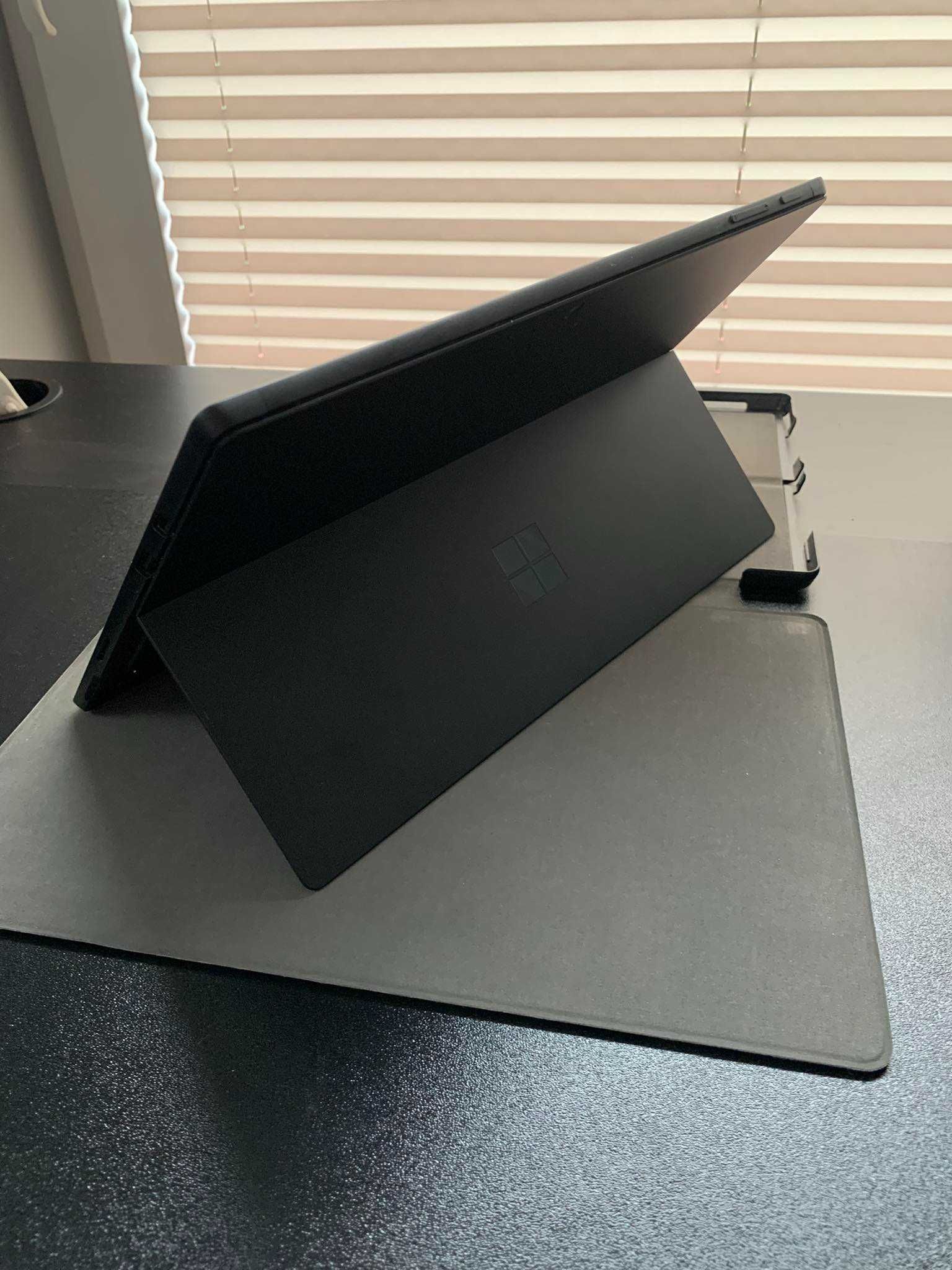 Surface Pro 6 i7