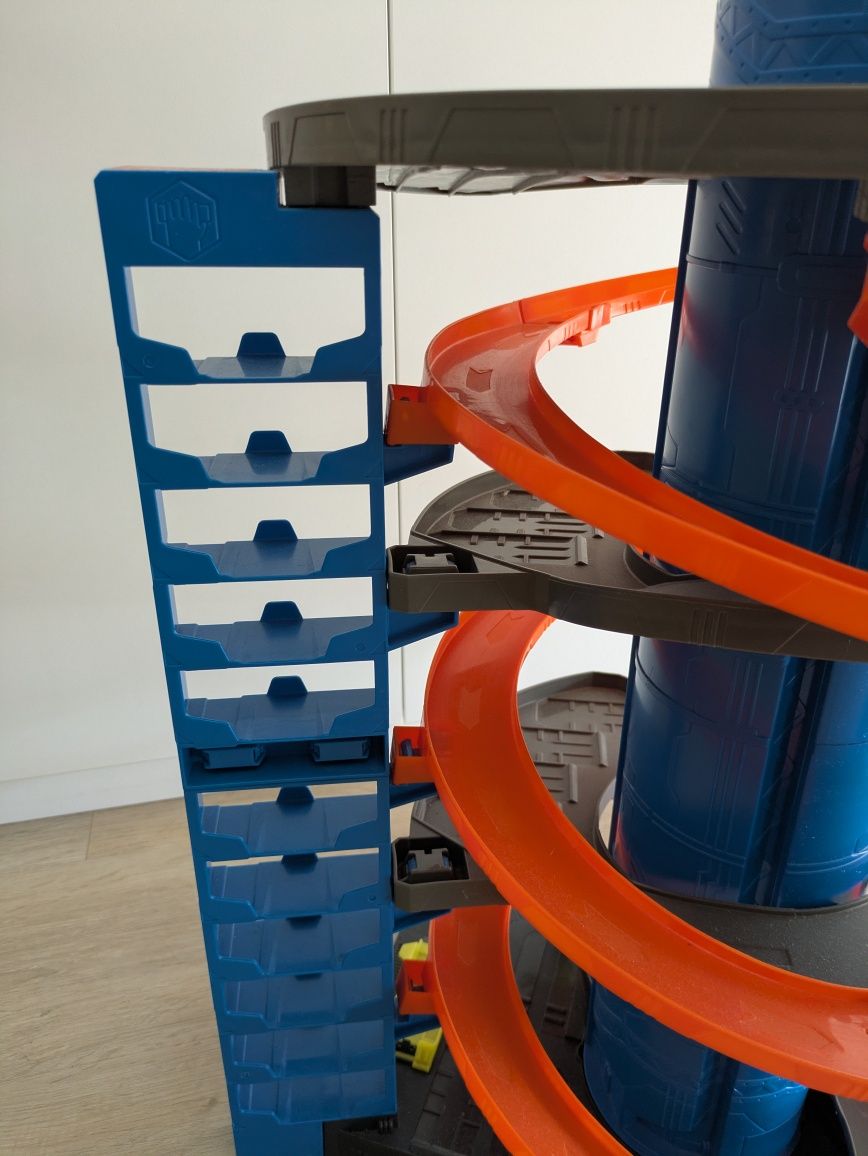 Hot wheels mega garage pista garagem ultimate