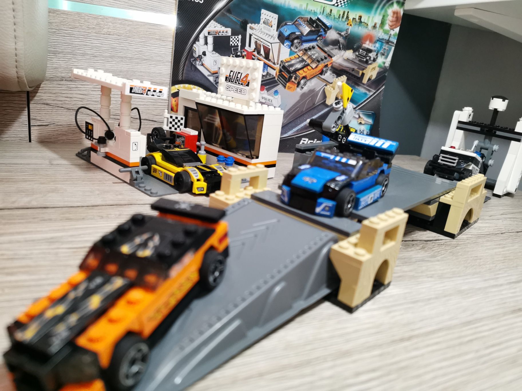 Lego Racers 8135 Pościg na moście kompletny