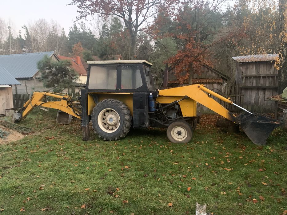 Koparko ładowarka ostrowek