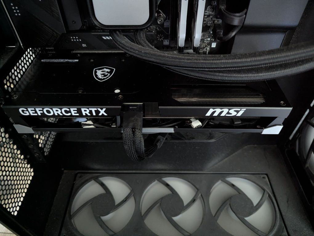 GeForce RTX 5070 12G VENTUS 3X OC