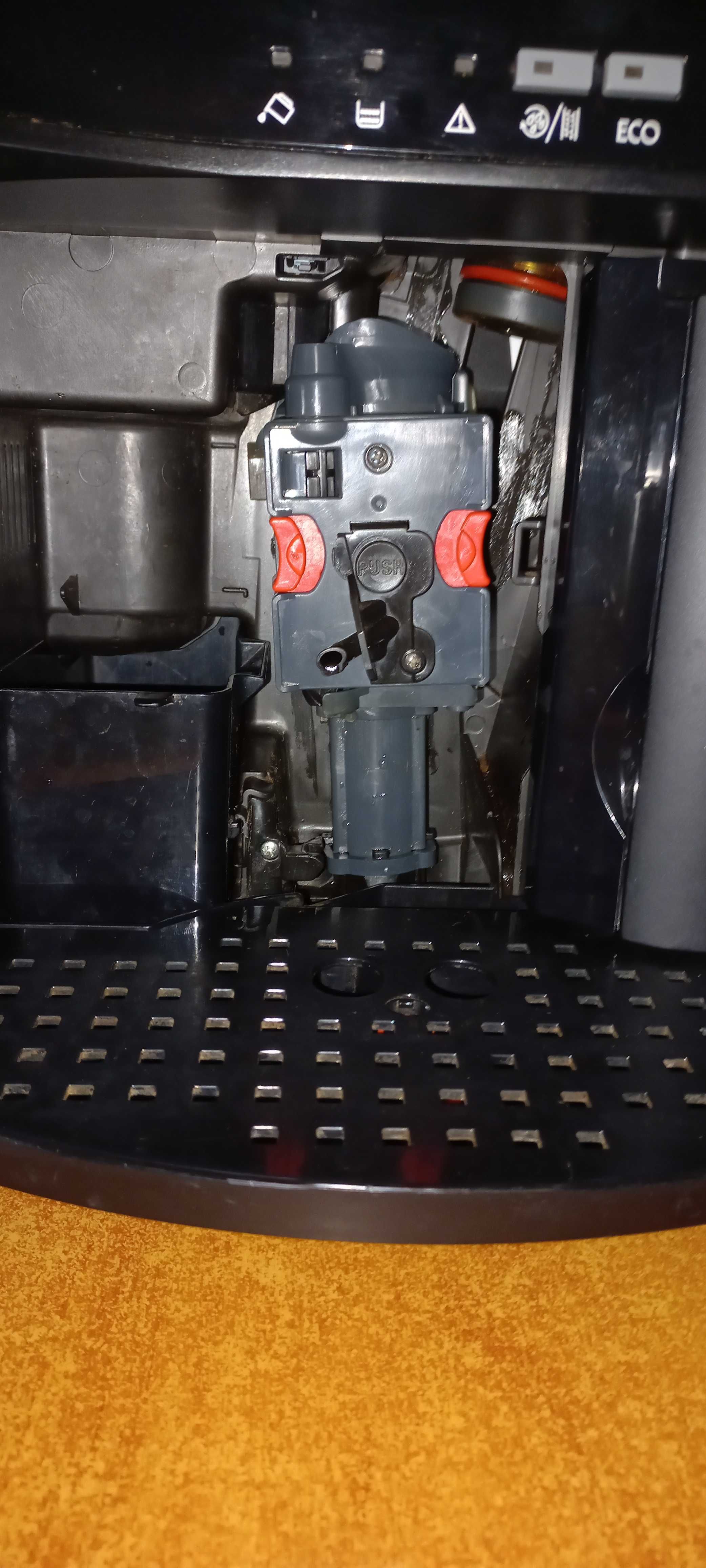 Ekspres do kawy DeLonghi ESAM2600
