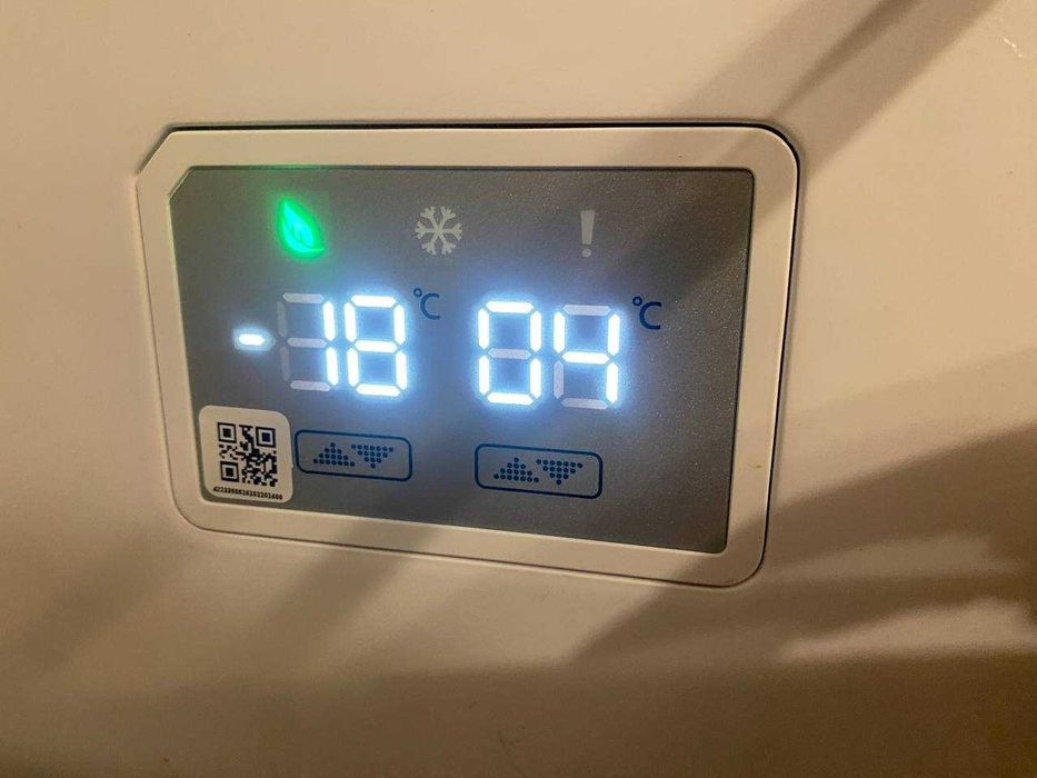 Холодильник Vestfrost