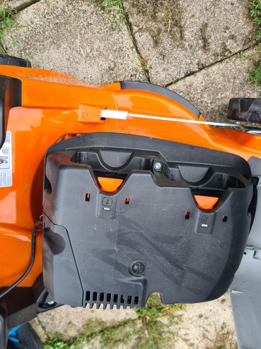Kosiarka elektryczna Stihl Rma 443.3 PV  2024rok