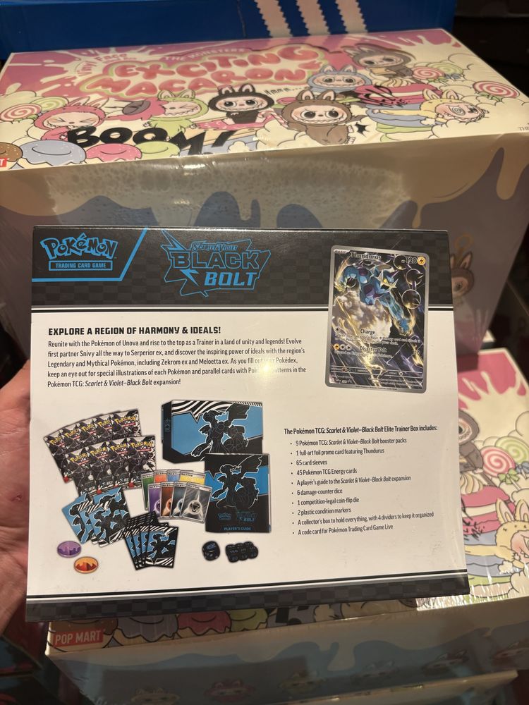 Pokemon Tcg black bolt elite trainer box ETB