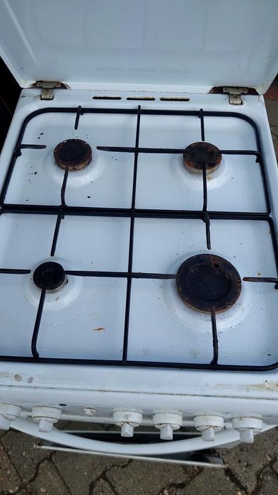 Kuchenka gazowo-elektryczna indesit K3G21(W)/U