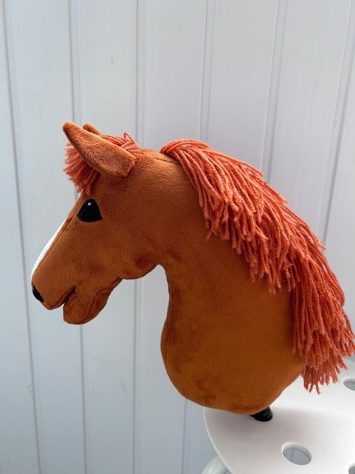 Hobby horse rudy brązowy akcesoria