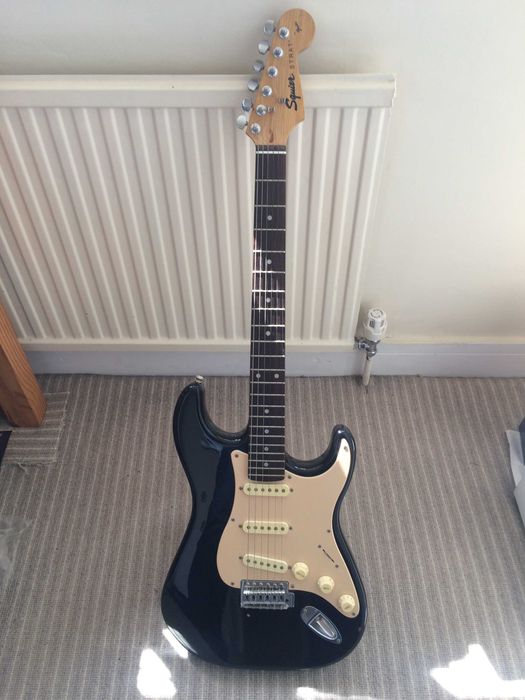 Gitara elektryczna Fender Squier Strat