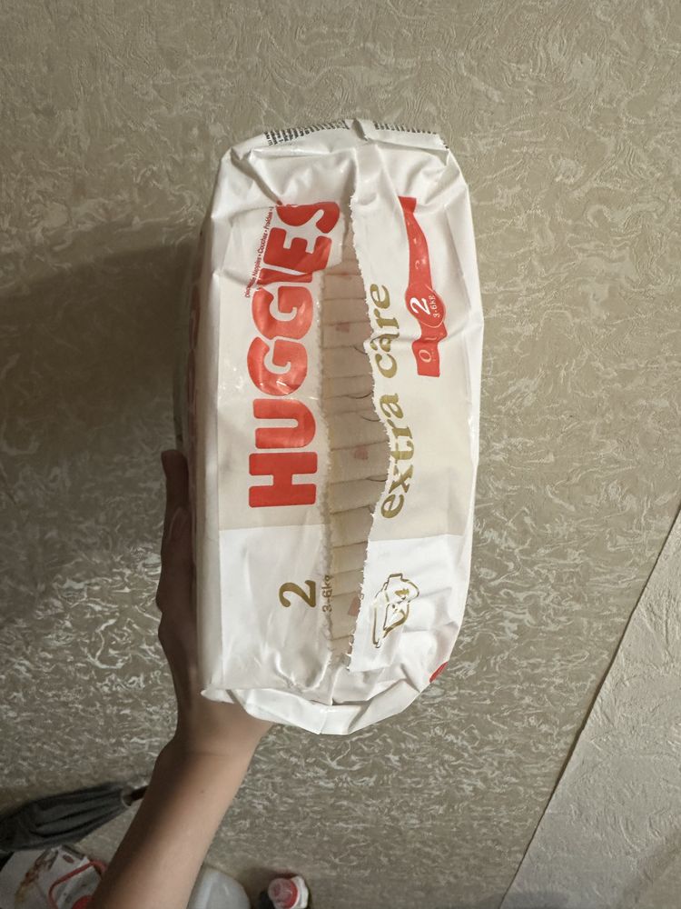 Памперси Huggies 2