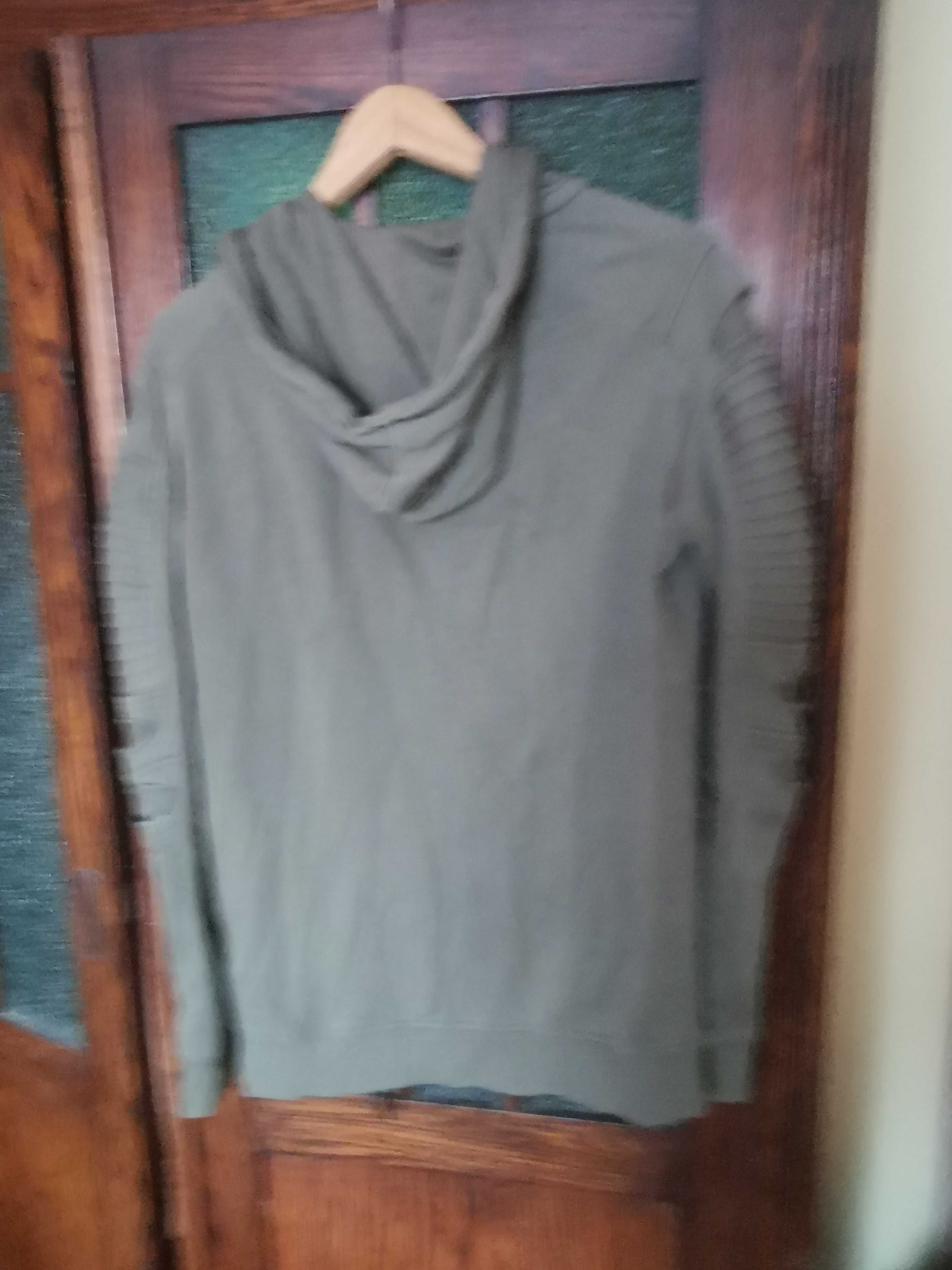 Bluza z kapturem