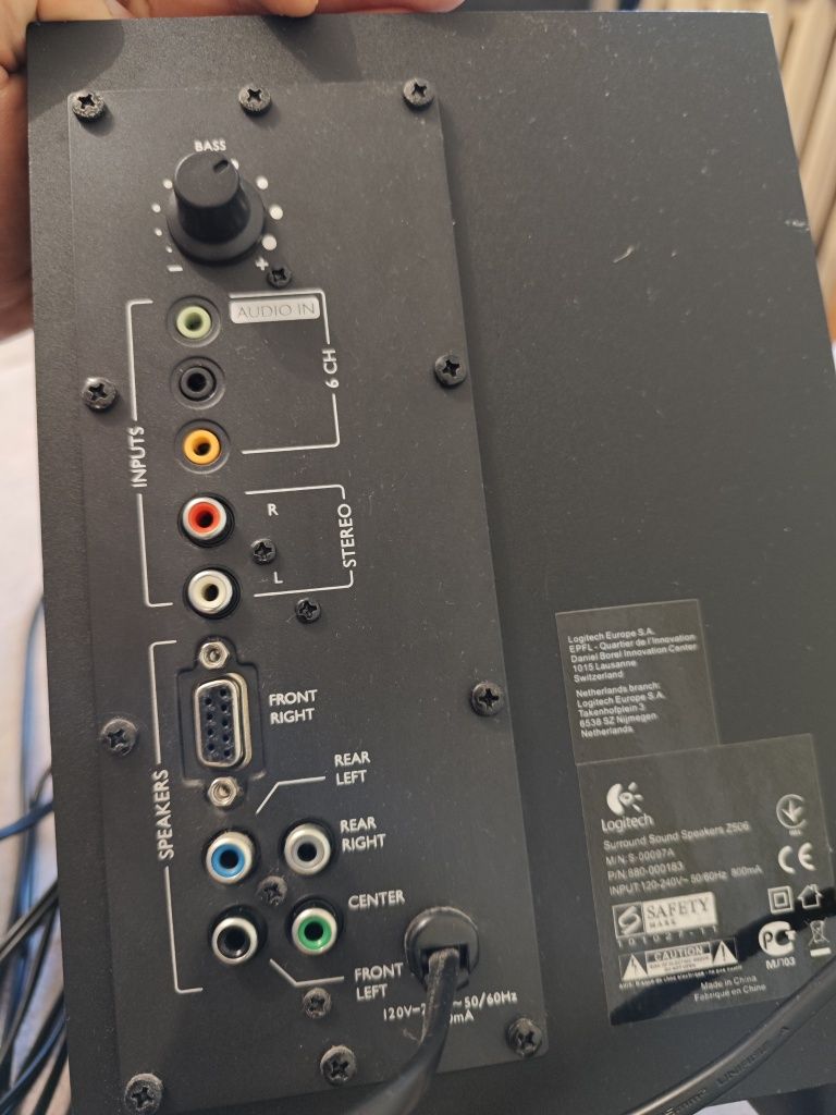 Głośniki Logitech 5.1 Z506