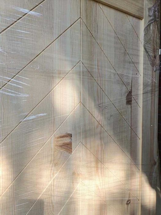 drzwi sosnowe drewniane Jodelka