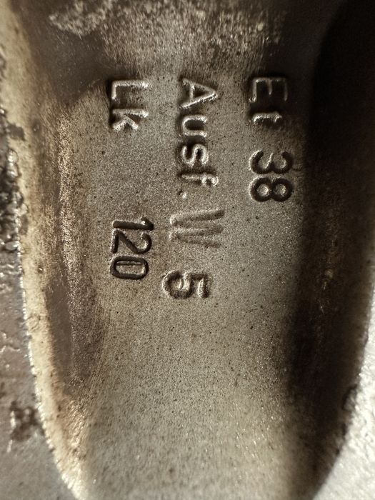 Opony zimowe Alufelgi z oponami koła 205/60 r15  5x120 ET38 bmw i inne