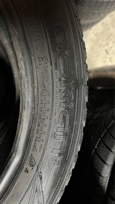 Комплект зимової гуми 235/50/19 Nokian