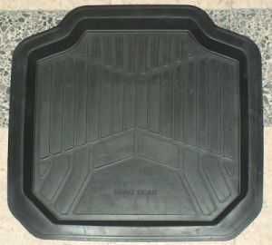 Tapetes, capas de estofos e coberturas para automóvel